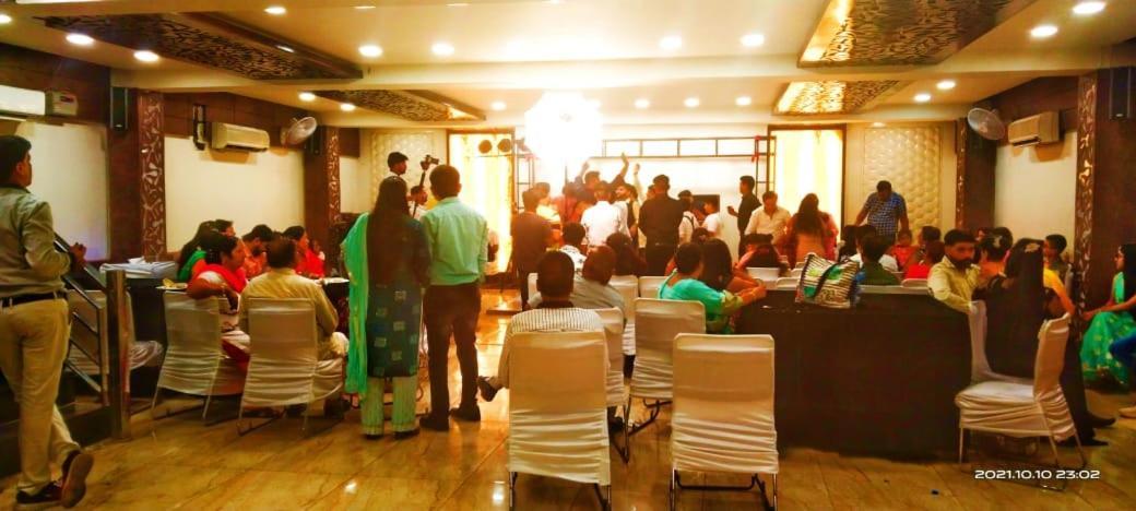 Hotel Empire&Banquet Hisār Buitenkant foto