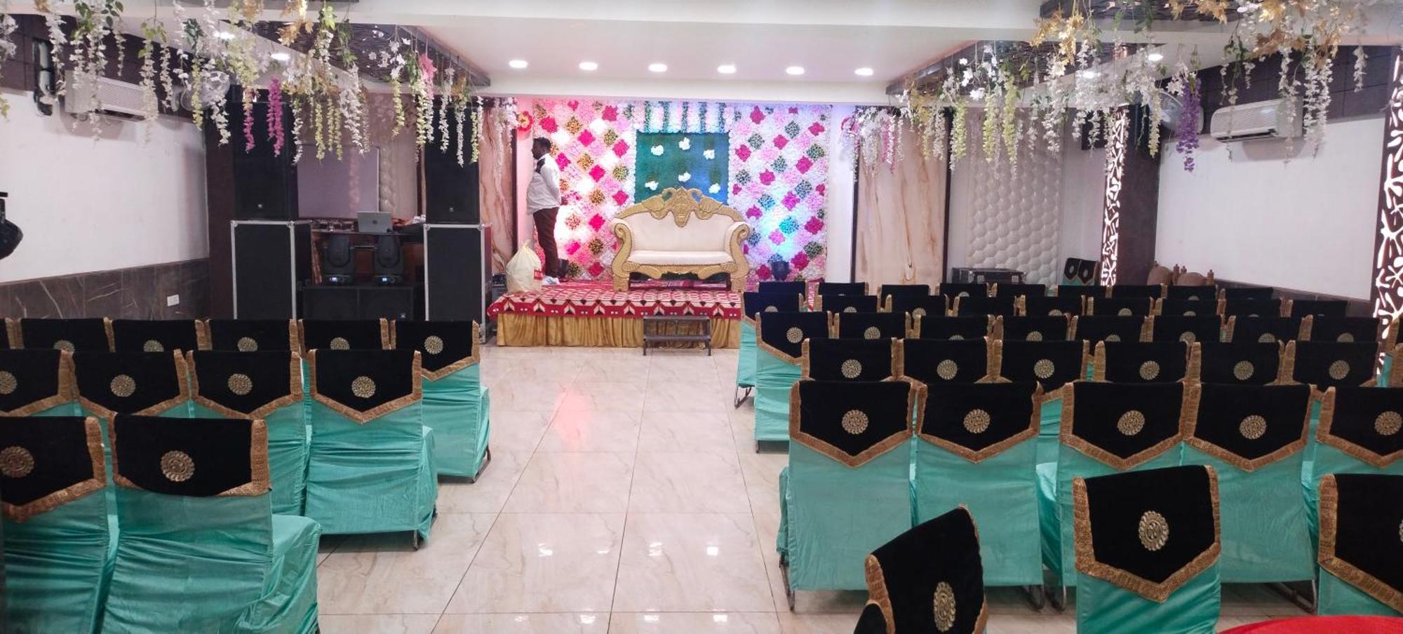 Hotel Empire&Banquet Hisār Buitenkant foto